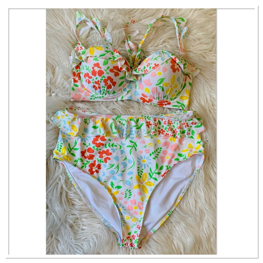 Palms Away Red Dress Boutique Floral Bikini Swimsuit Set Multicolor Size Large